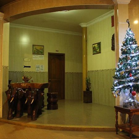 Lucky 1 Guesthouse Phnom Penh Dış mekan fotoğraf