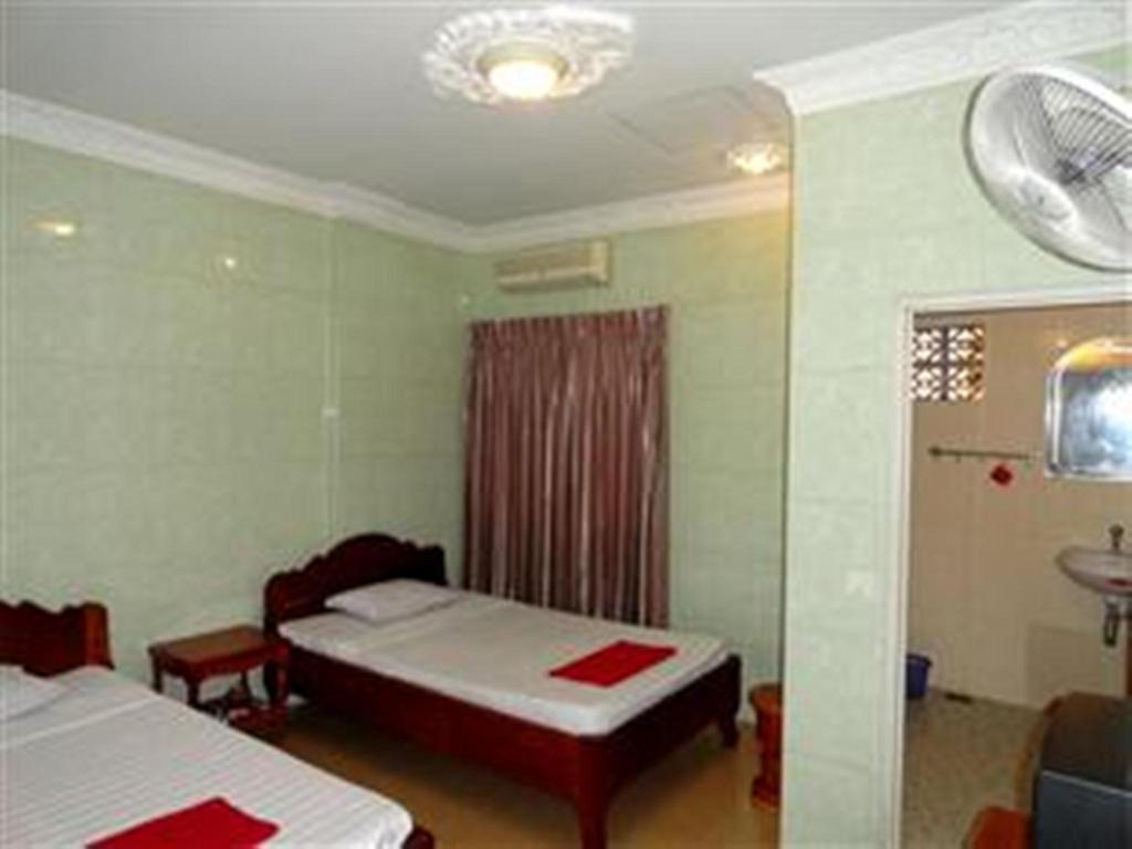 Lucky 1 Guesthouse Phnom Penh Dış mekan fotoğraf