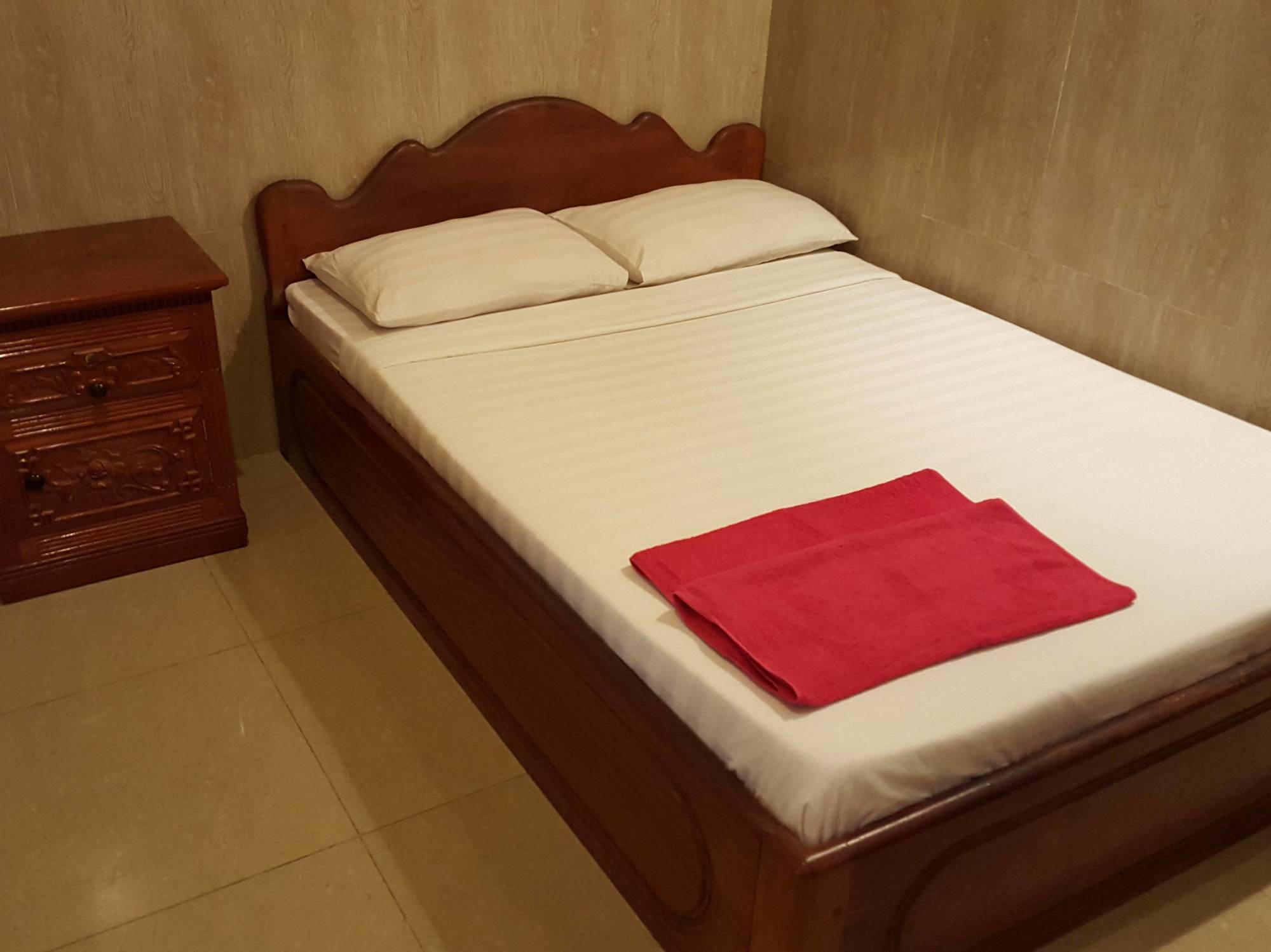 Lucky 1 Guesthouse Phnom Penh Dış mekan fotoğraf