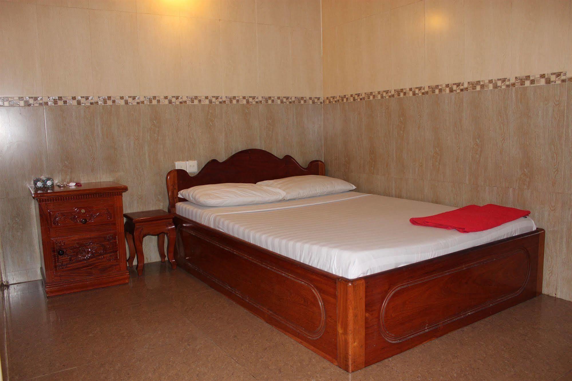 Lucky 1 Guesthouse Phnom Penh Dış mekan fotoğraf