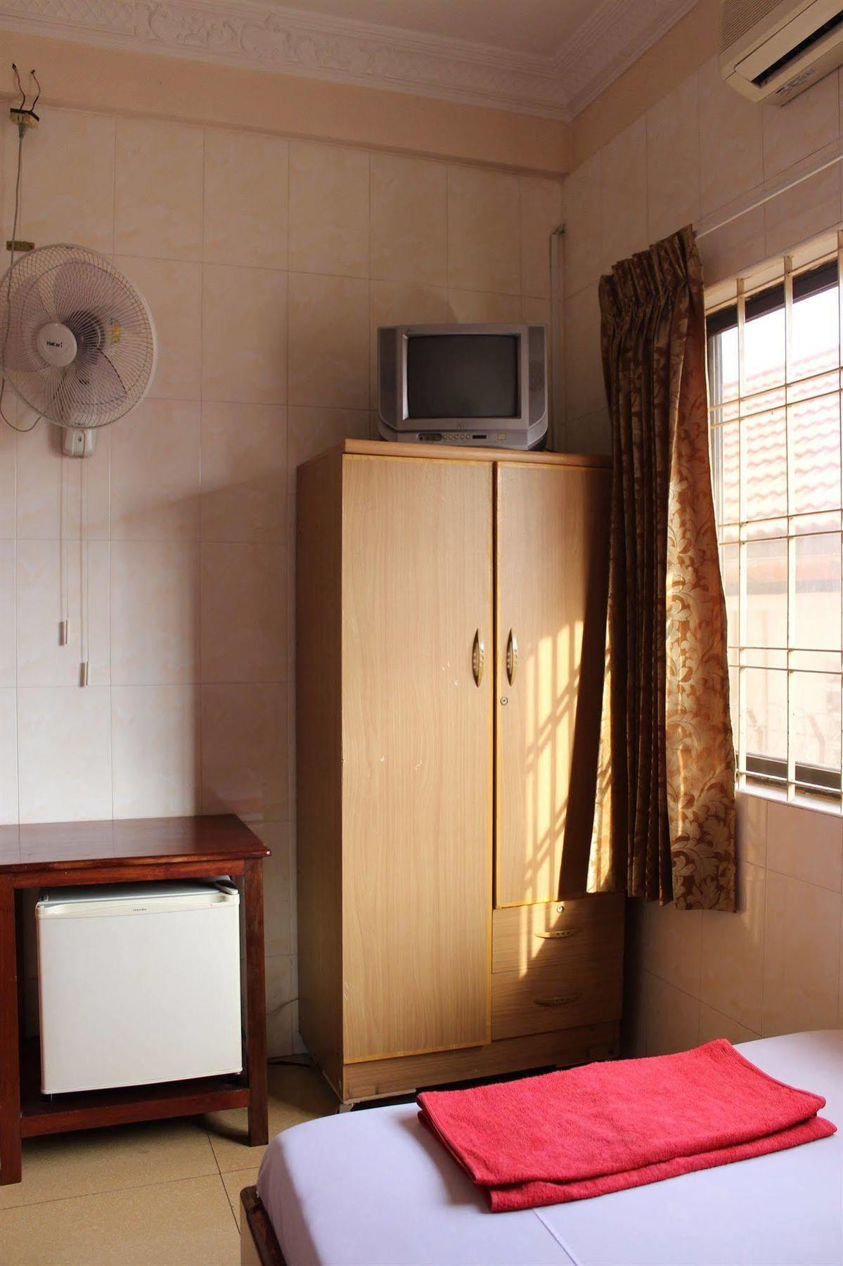 Lucky 1 Guesthouse Phnom Penh Dış mekan fotoğraf