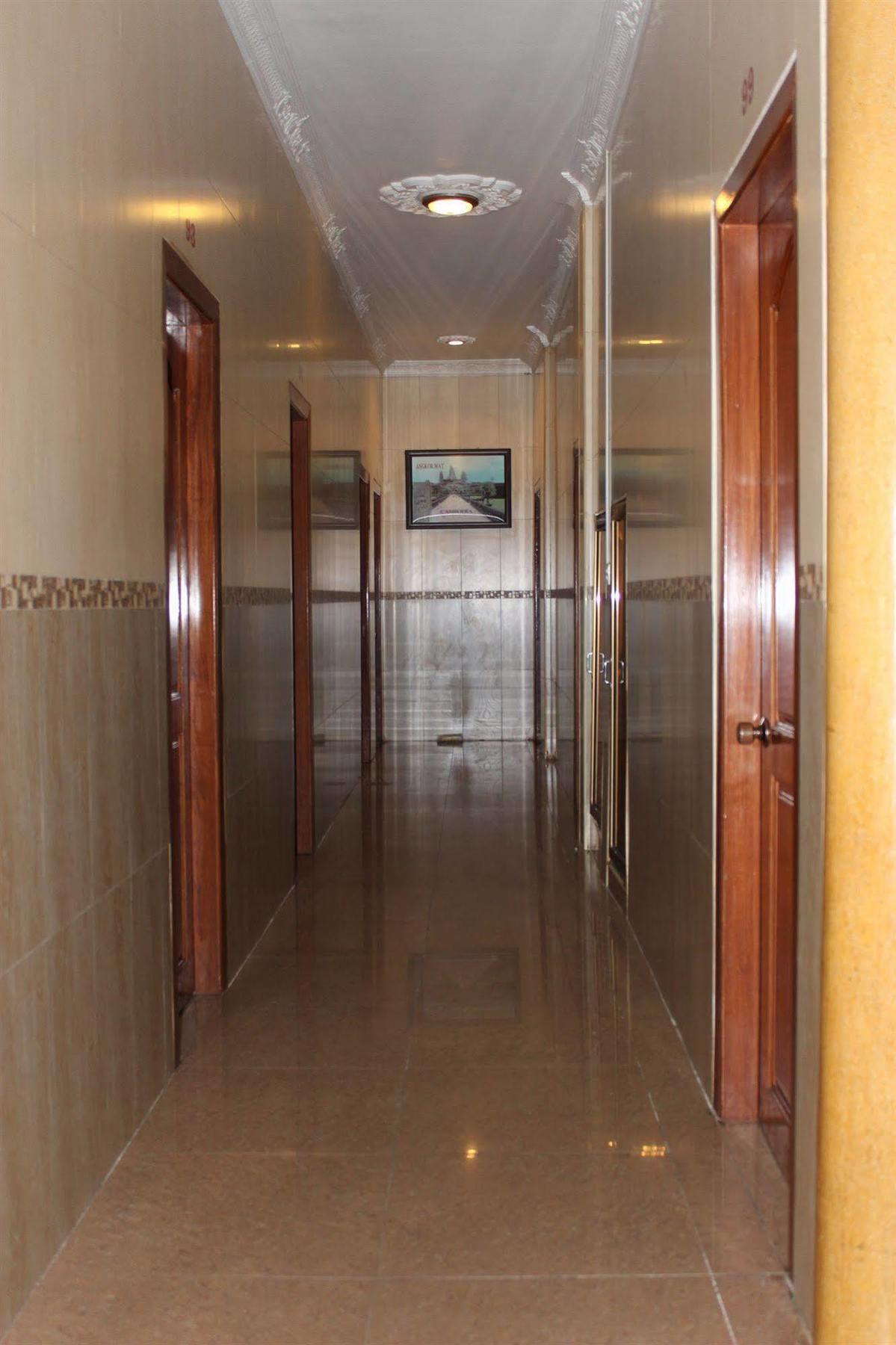 Lucky 1 Guesthouse Phnom Penh Dış mekan fotoğraf